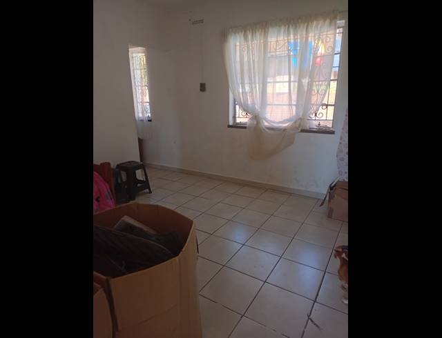 2 BEDROOM HOUSE FOR SALE IN MONTCLAIR